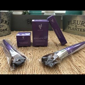 Younique Beachfront Set